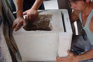 Plaster mold for bonsai pots - production of the working mold